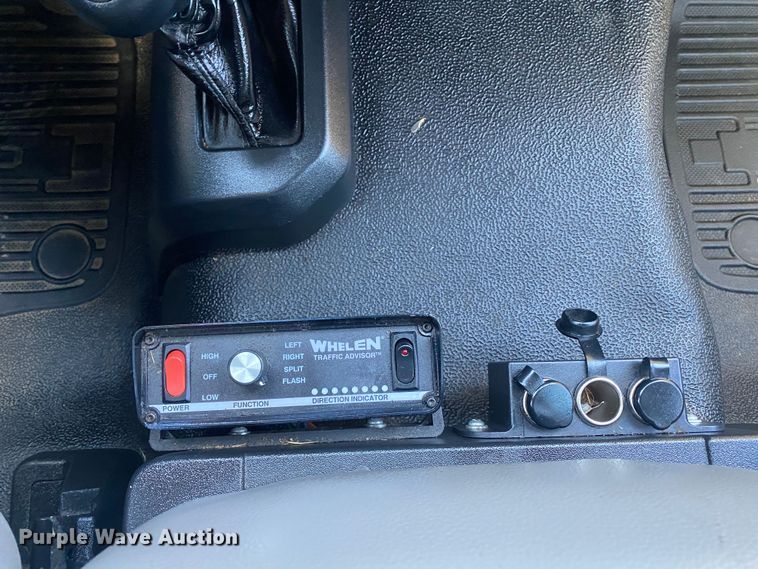 image for item KB9566 2017 Ford F550 XL  truck cab and chassis