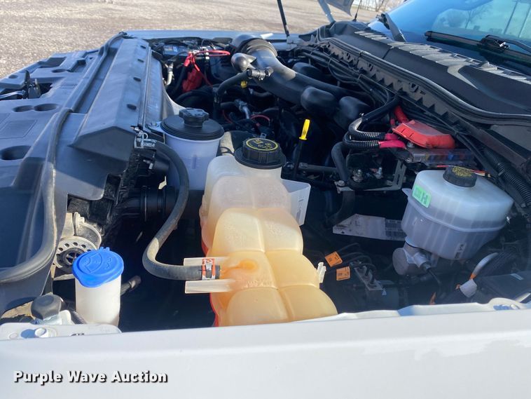 image for item KB9566 2017 Ford F550 XL  truck cab and chassis