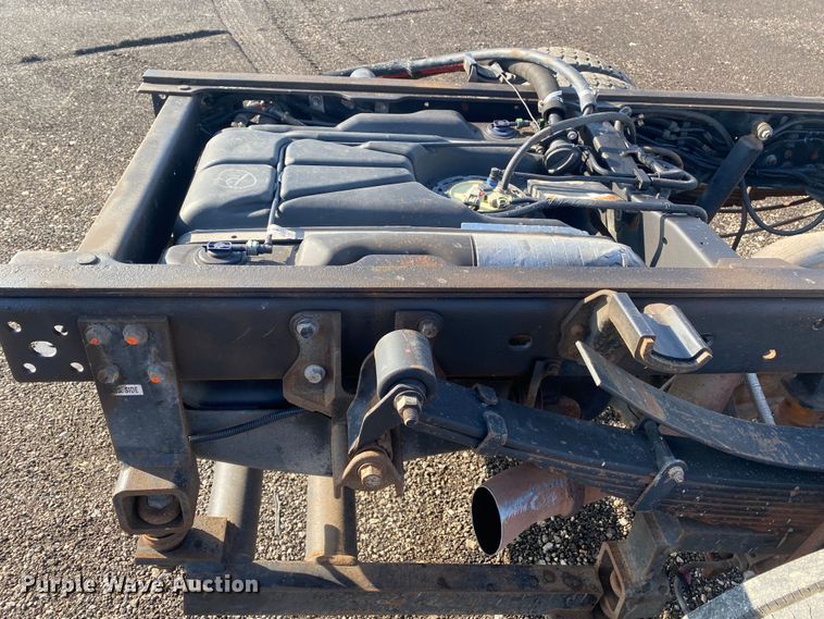 image for item KB9566 2017 Ford F550 XL  truck cab and chassis