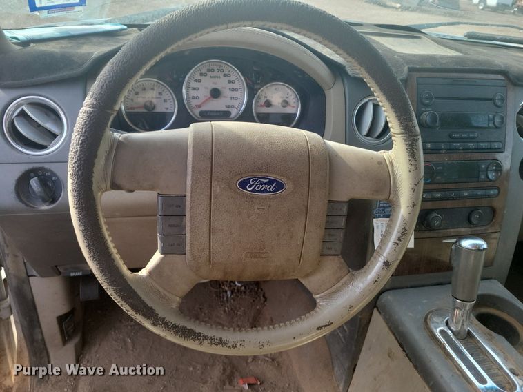 image for item KD9279 2004 Ford F150  SuperCrew pickup truck