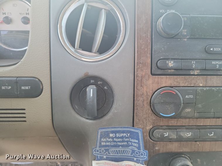 image for item KD9279 2004 Ford F150  SuperCrew pickup truck