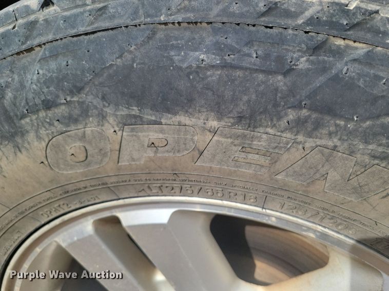 image for item KD9279 2004 Ford F150  SuperCrew pickup truck