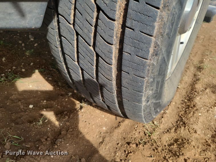 image for item KD9279 2004 Ford F150  SuperCrew pickup truck