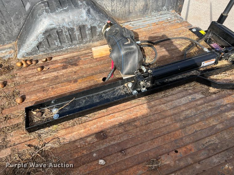 image for item KR9472 1982 Dodge W250  pickup truck