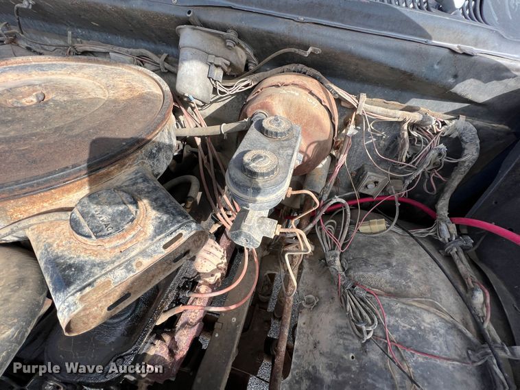 image for item KR9472 1982 Dodge W250  pickup truck