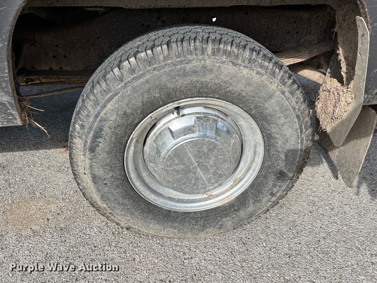 image for item KR9472 1982 Dodge W250  pickup truck