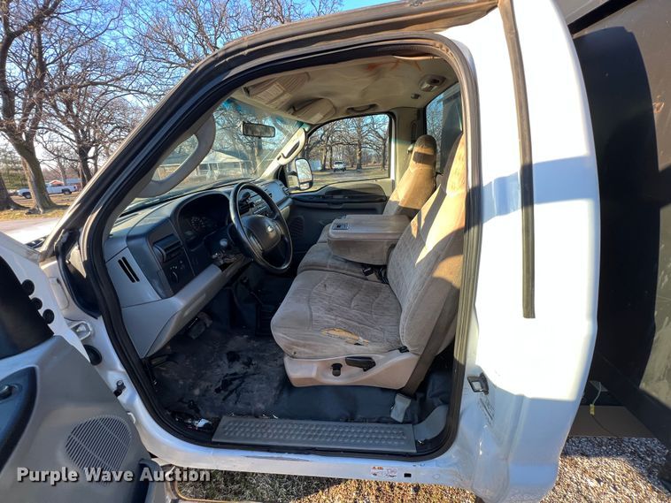 image for item KR9525 2006 Ford F450 Super Duty  dump flatbed truck