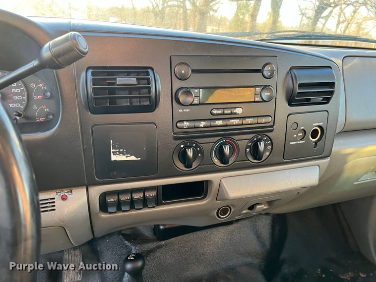 image for item KR9525 2006 Ford F450 Super Duty  dump flatbed truck