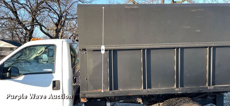 image for item KR9525 2006 Ford F450 Super Duty  dump flatbed truck