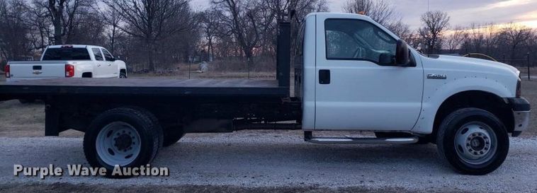 image for item KR9525 2006 Ford F450 Super Duty  dump flatbed truck