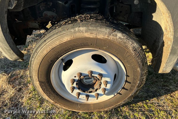 image for item KR9525 2006 Ford F450 Super Duty  dump flatbed truck