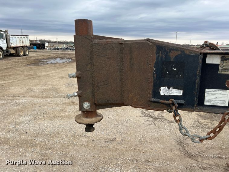 image for item KR9533 2007 Eager Beaver 25XPT  equipment trailer