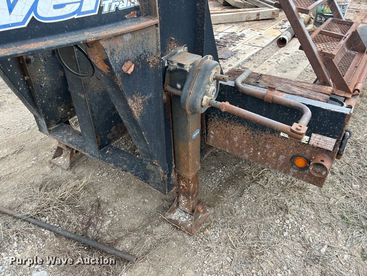 image for item KR9533 2007 Eager Beaver 25XPT  equipment trailer