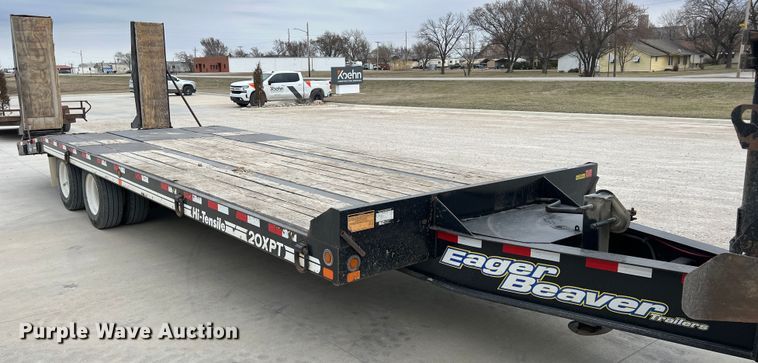 image for item KR9535 2017 Eager Beaver 20XPT  equipment trailer
