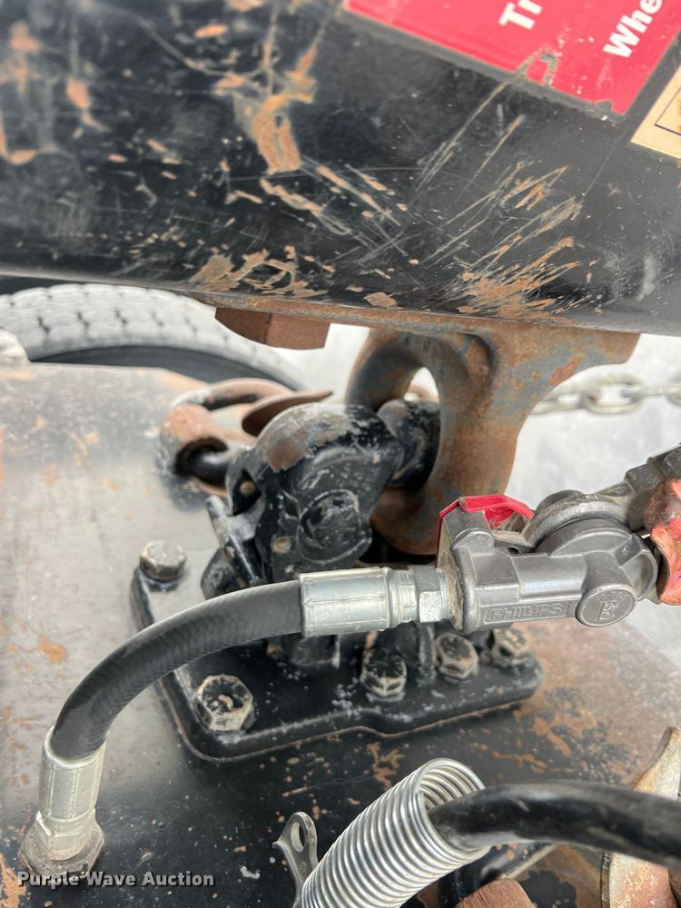 image for item KR9535 2017 Eager Beaver 20XPT  equipment trailer