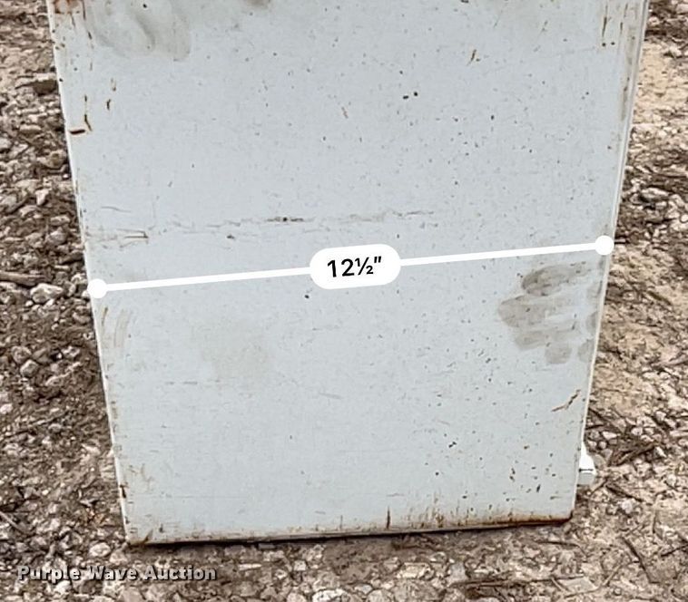 image for item KR9537 (2) toolboxes