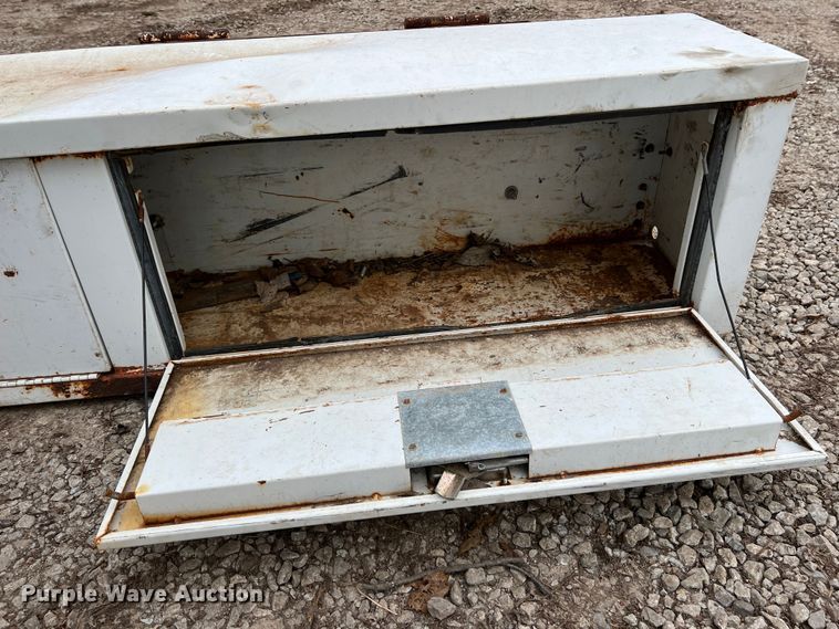 image for item KR9537 (2) toolboxes