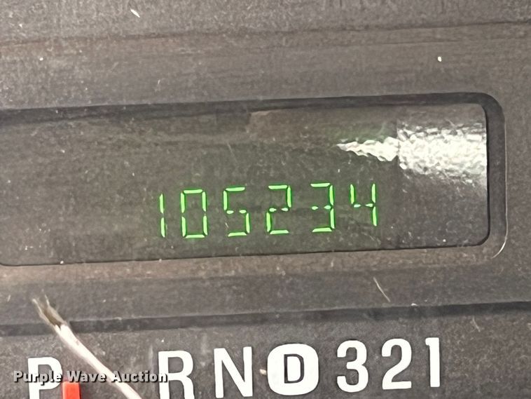 image for item KR9538 2007 Ford F350 Super Duty XL  SuperCab flatbed pickup truck