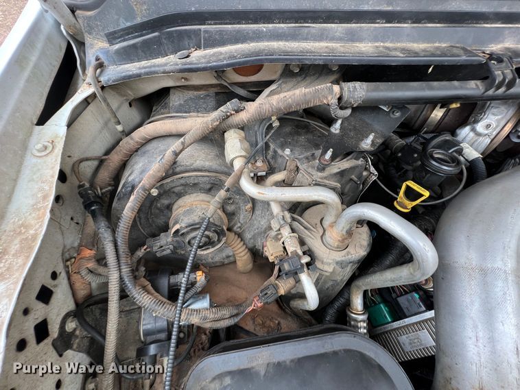 image for item KR9538 2007 Ford F350 Super Duty XL  SuperCab flatbed pickup truck