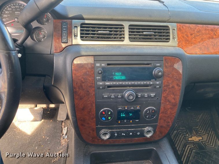 image for item KV9730 2007 Chevrolet Avalanche  Crew Cab pickup truck