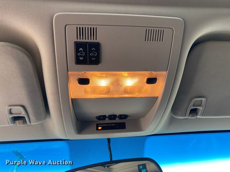 image for item KV9730 2007 Chevrolet Avalanche  Crew Cab pickup truck