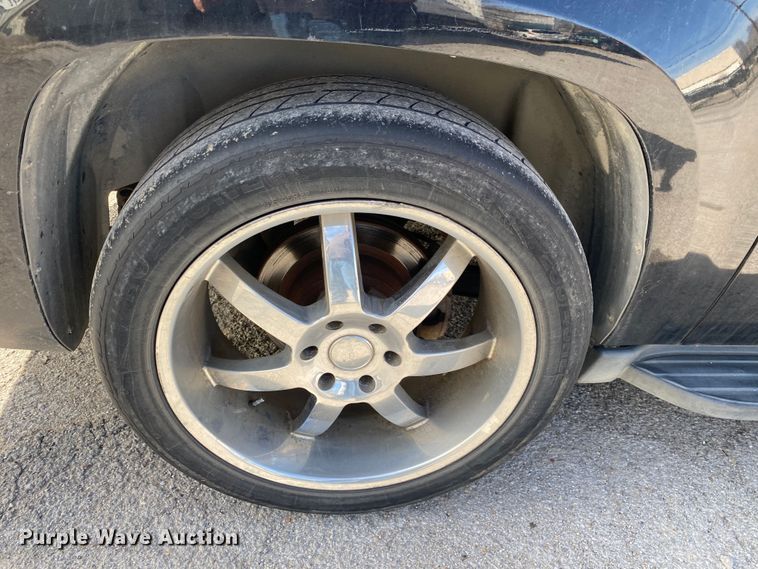 image for item KV9730 2007 Chevrolet Avalanche  Crew Cab pickup truck