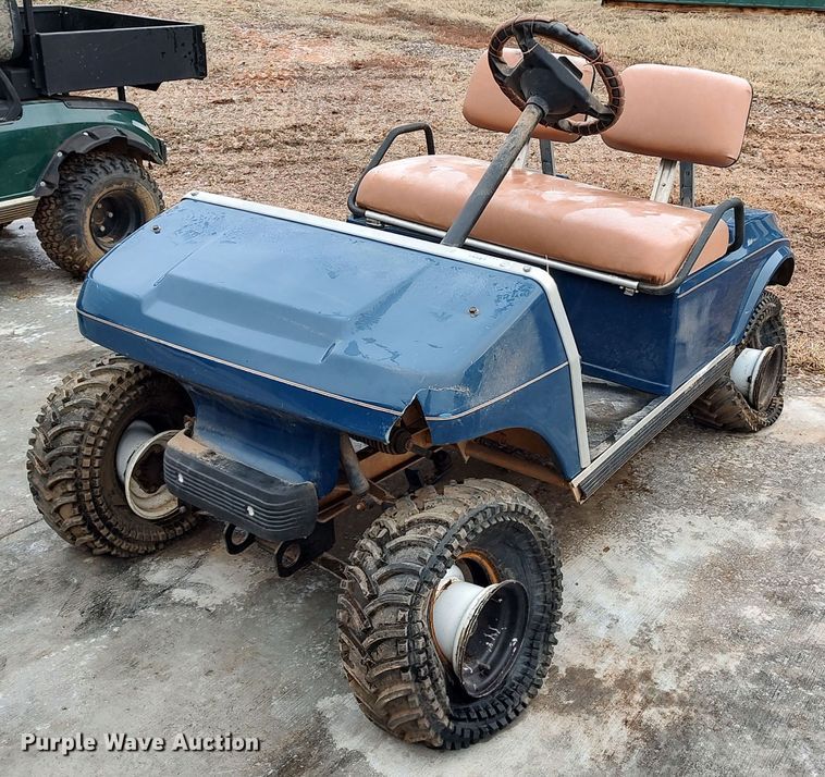 image for item LA9361 Club Car  golf cart