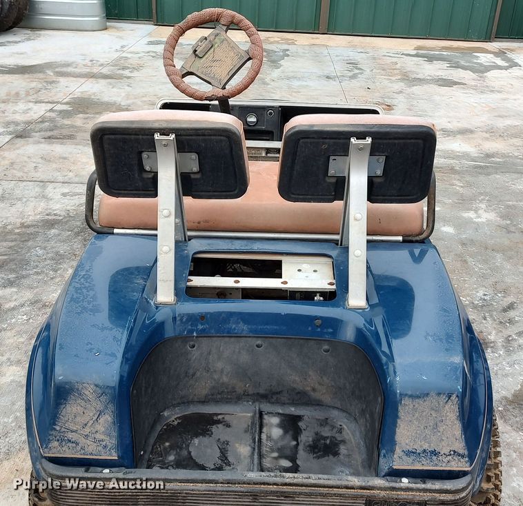 image for item LA9361 Club Car  golf cart