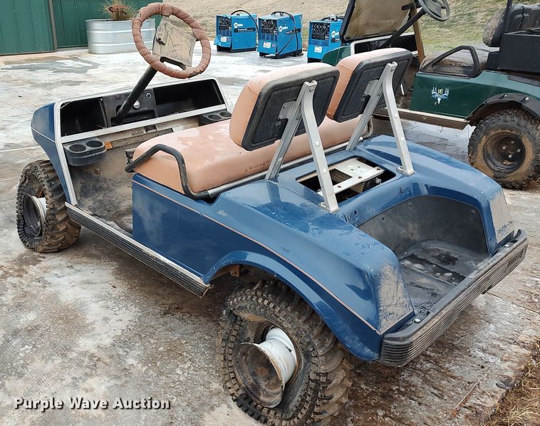 image for item LA9361 Club Car  golf cart