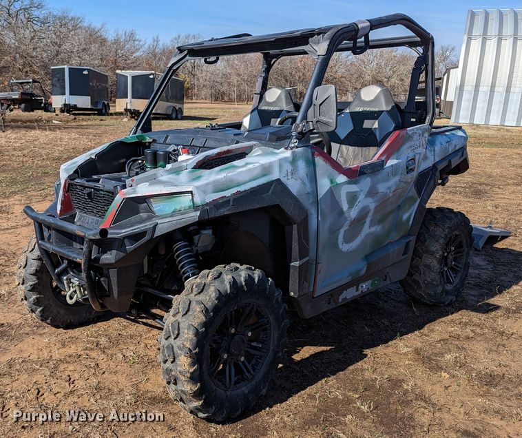 image for item LF9698 2018 Polaris General  utility vehicle