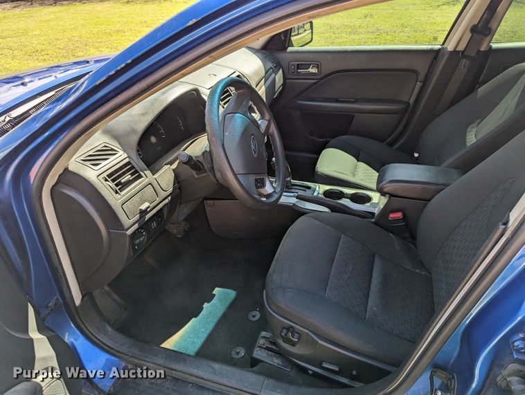 image for item LF9701 2012 Ford Fusion