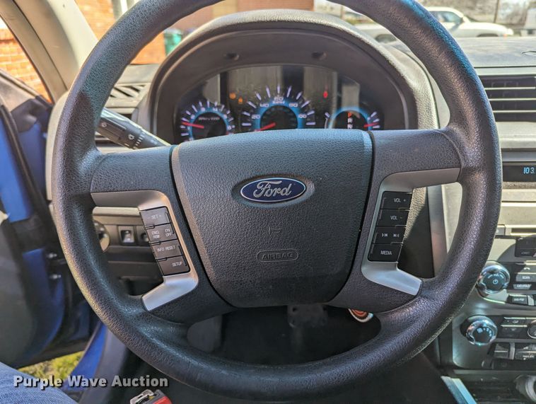image for item LF9701 2012 Ford Fusion