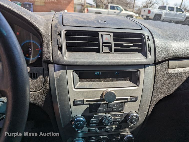 image for item LF9701 2012 Ford Fusion