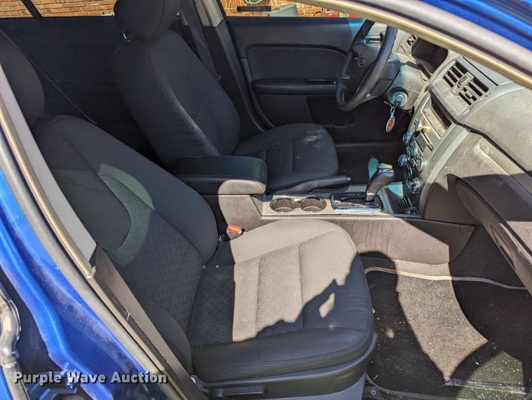 image for item LF9701 2012 Ford Fusion