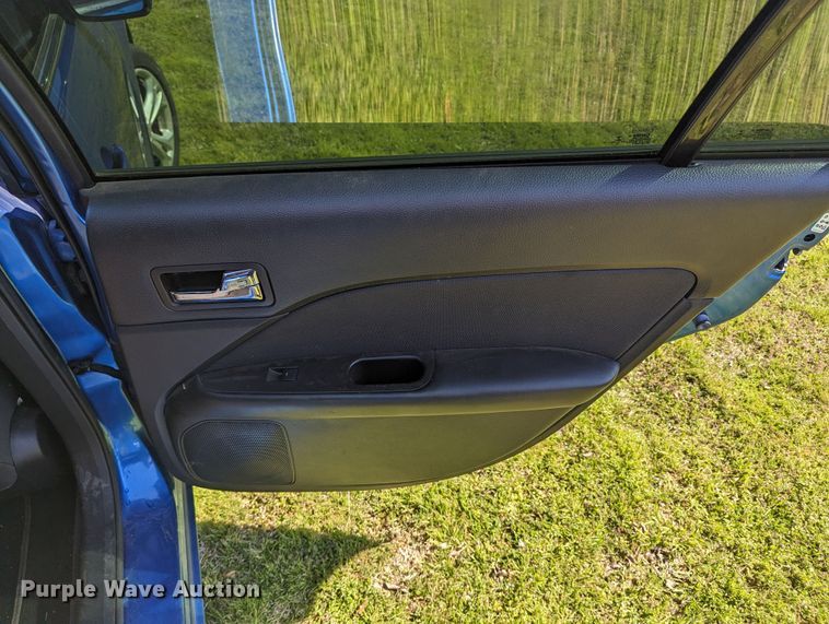 image for item LF9701 2012 Ford Fusion