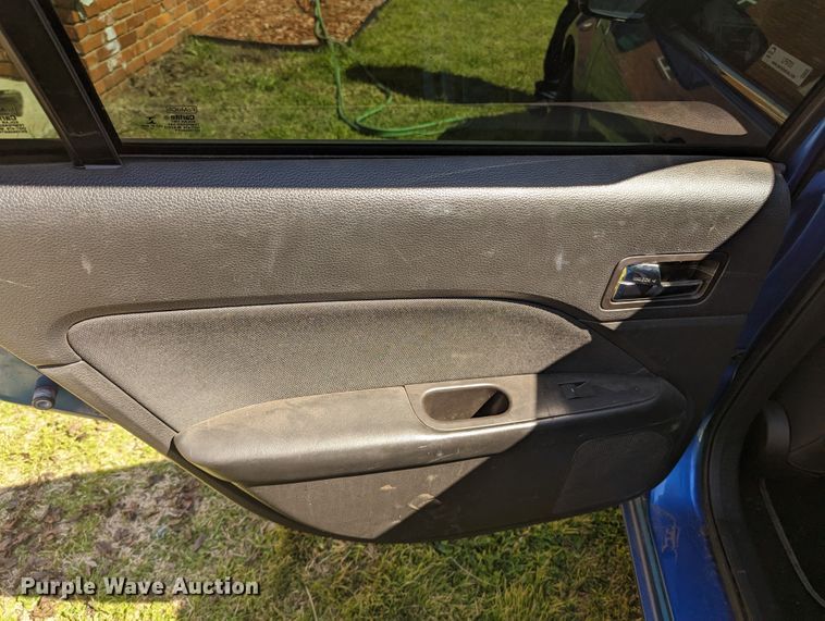 image for item LF9701 2012 Ford Fusion