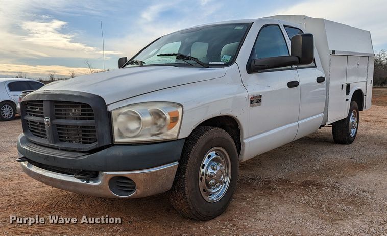 image for item LF9724 2007 Dodge Ram 2500  Quad Cab utility bed pickup truck