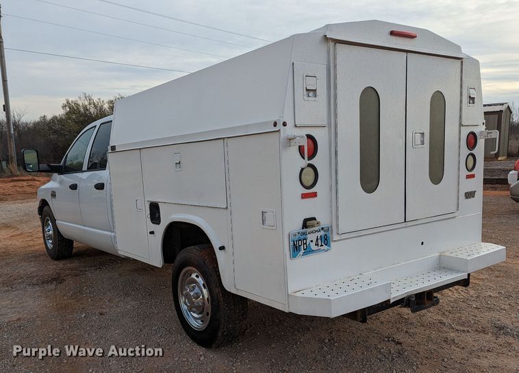 image for item LF9724 2007 Dodge Ram 2500  Quad Cab utility bed pickup truck