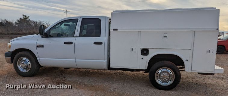 image for item LF9724 2007 Dodge Ram 2500  Quad Cab utility bed pickup truck