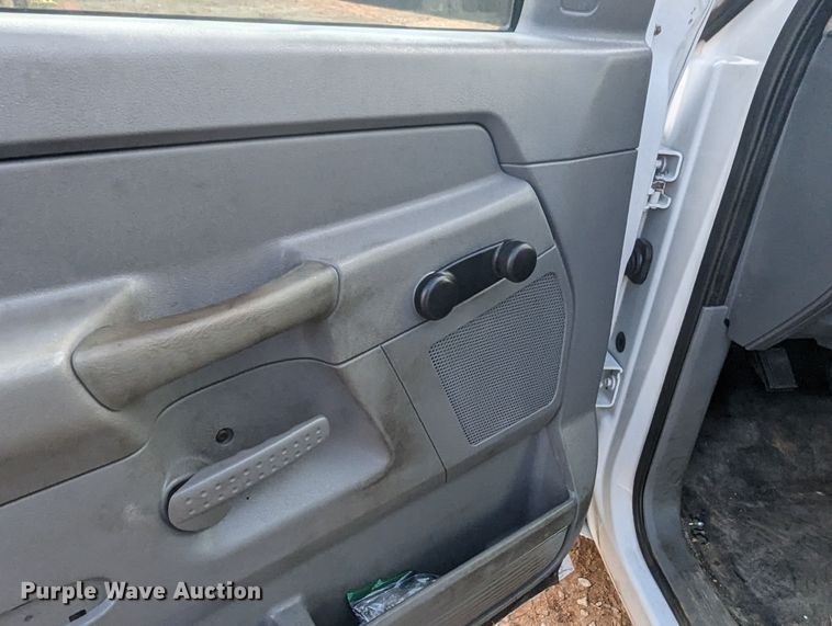 image for item LF9724 2007 Dodge Ram 2500  Quad Cab utility bed pickup truck