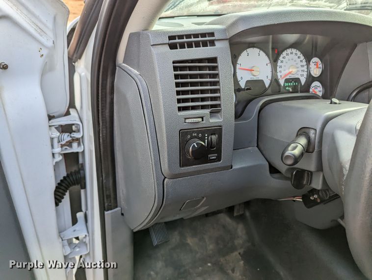 image for item LF9724 2007 Dodge Ram 2500  Quad Cab utility bed pickup truck