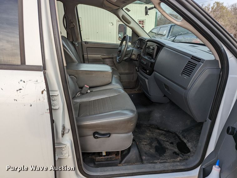 image for item LF9724 2007 Dodge Ram 2500  Quad Cab utility bed pickup truck