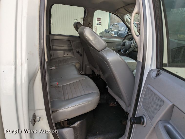 image for item LF9724 2007 Dodge Ram 2500  Quad Cab utility bed pickup truck