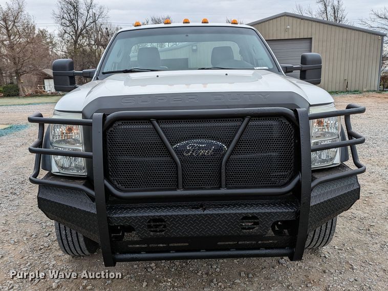 image for item LF9726 2011 Ford F450 Super Duty  truck cab and chassis