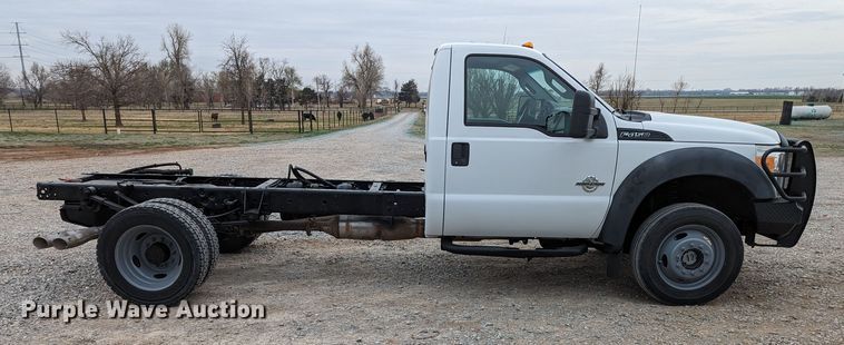 image for item LF9726 2011 Ford F450 Super Duty  truck cab and chassis