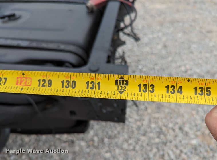 image for item LF9726 2011 Ford F450 Super Duty  truck cab and chassis