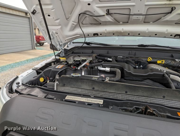 image for item LF9726 2011 Ford F450 Super Duty  truck cab and chassis