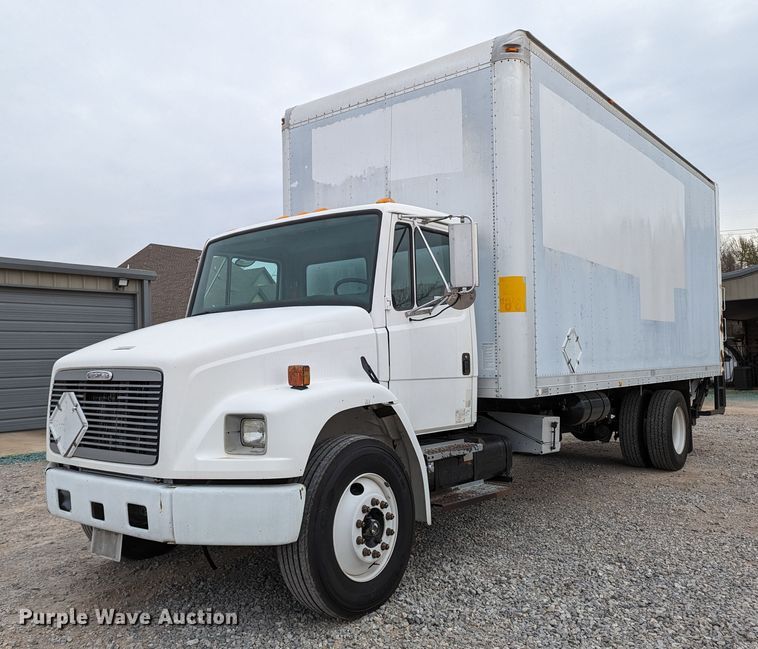 image for item LF9729 2002 Freightliner FL70  box truck