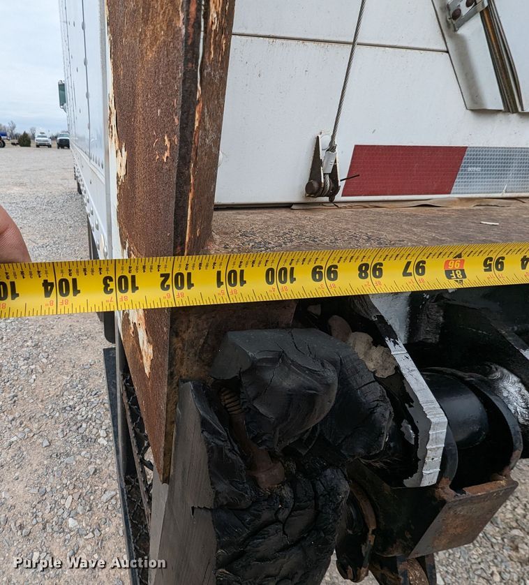 image for item LF9729 2002 Freightliner FL70  box truck