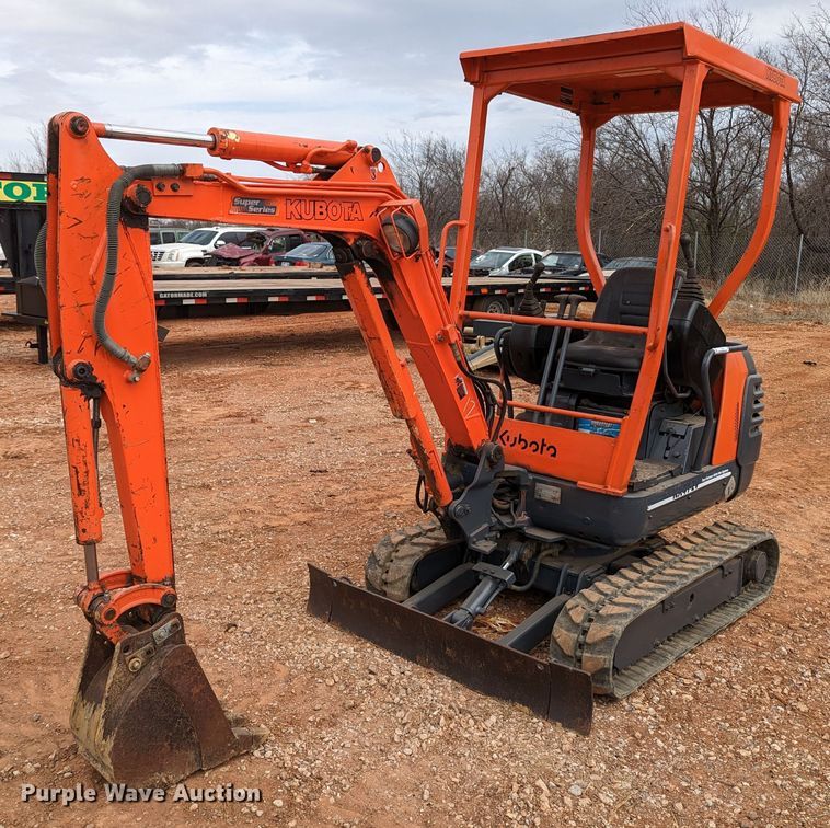image for item LF9736 2002 Kubota KX41-2  mini excavator